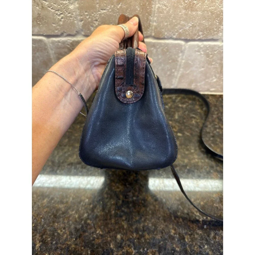 Vintage Brahmin Black Tuscan Crandall Doctors Bag Croc Embossed Handbag EUC
